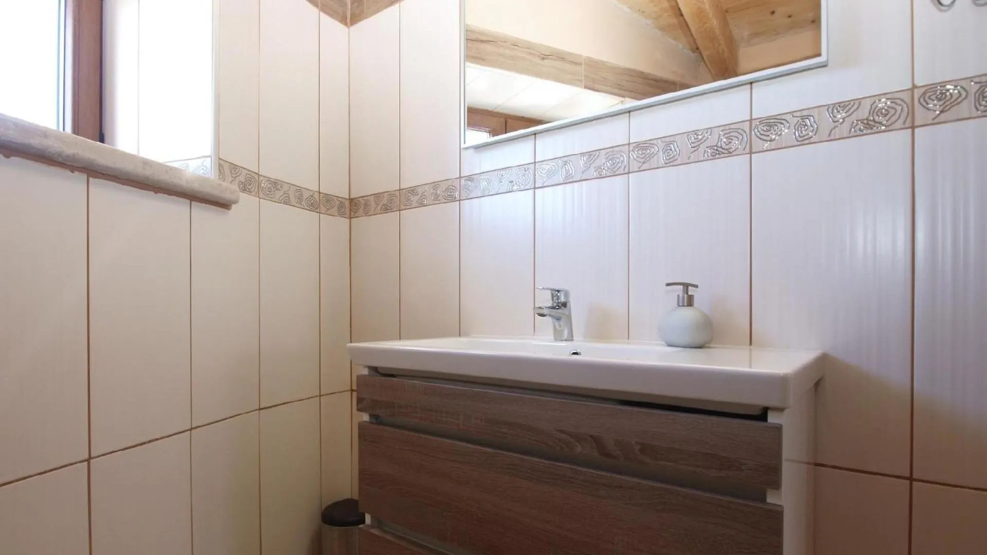 Dom wakacyjny Ferienhaus Mit Privatpool Fuer 4 Personen Ca 65 Qm In Milotski Breg, Istrien Binnenland Von Istrien Žminj